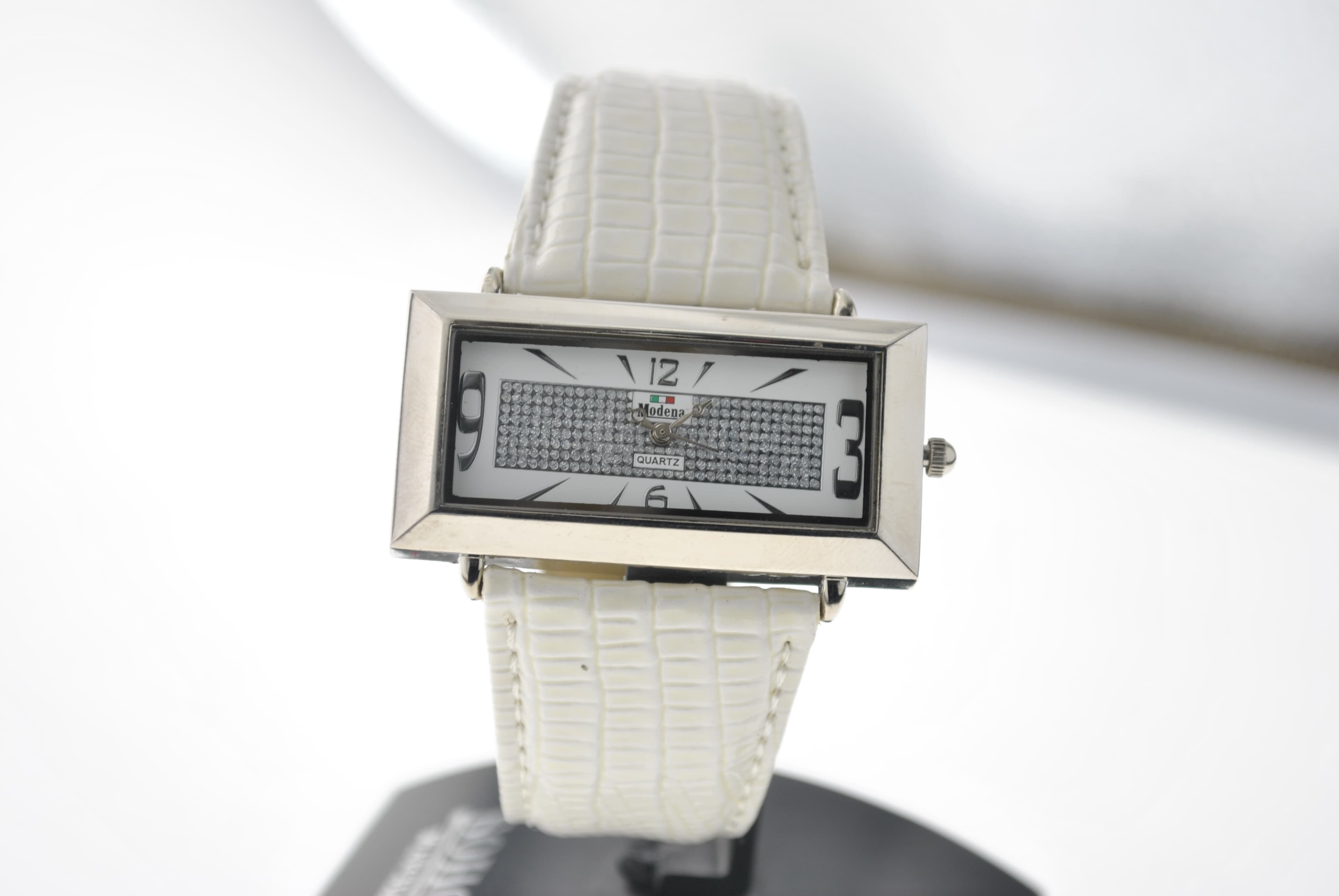 9032 - Fashion Modena