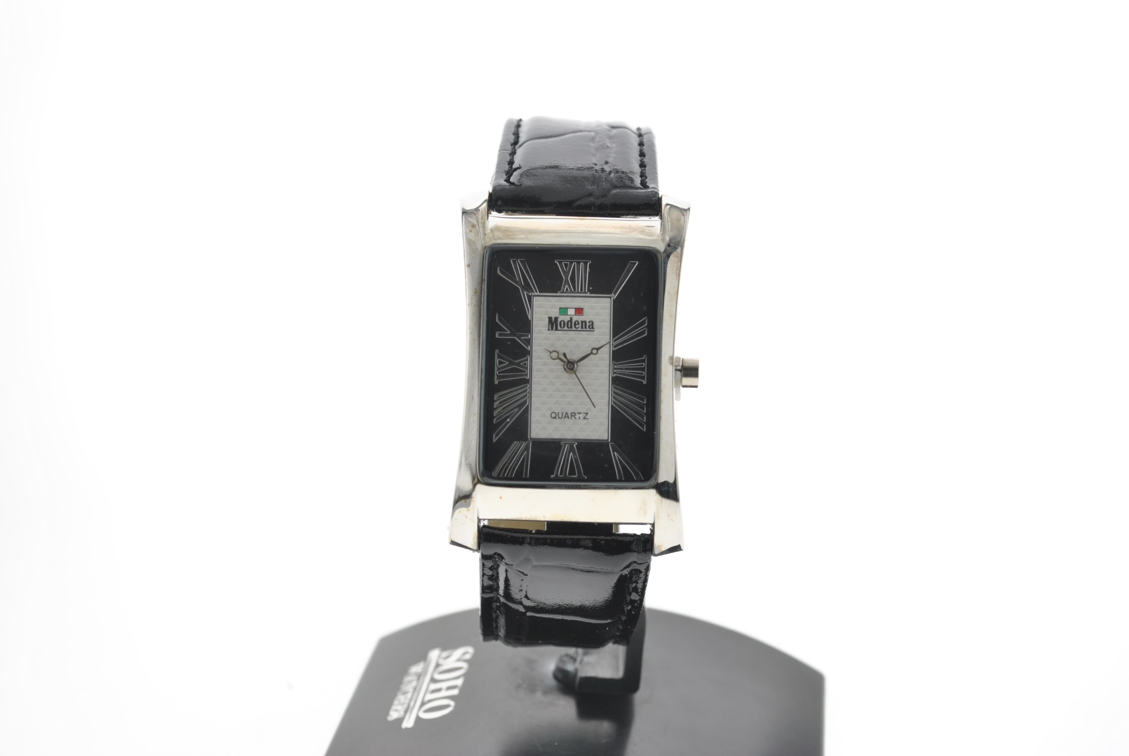 9032 - Fashion Modena