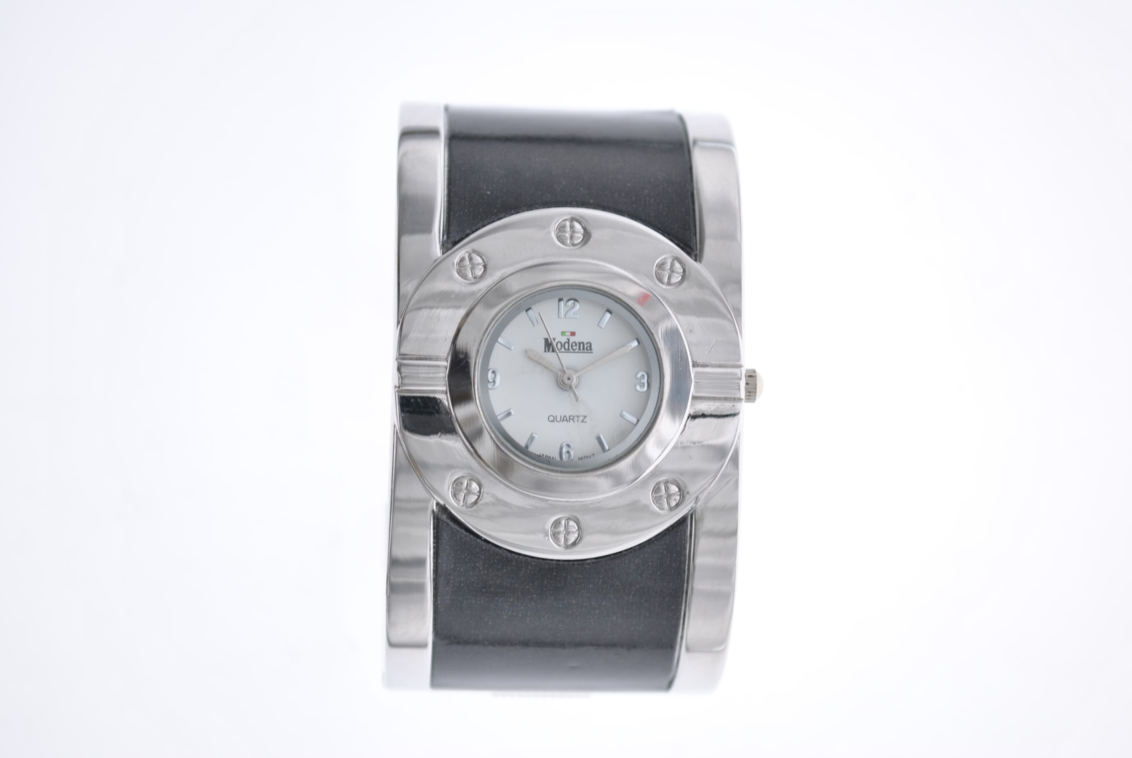 9089 - Bijou Modena